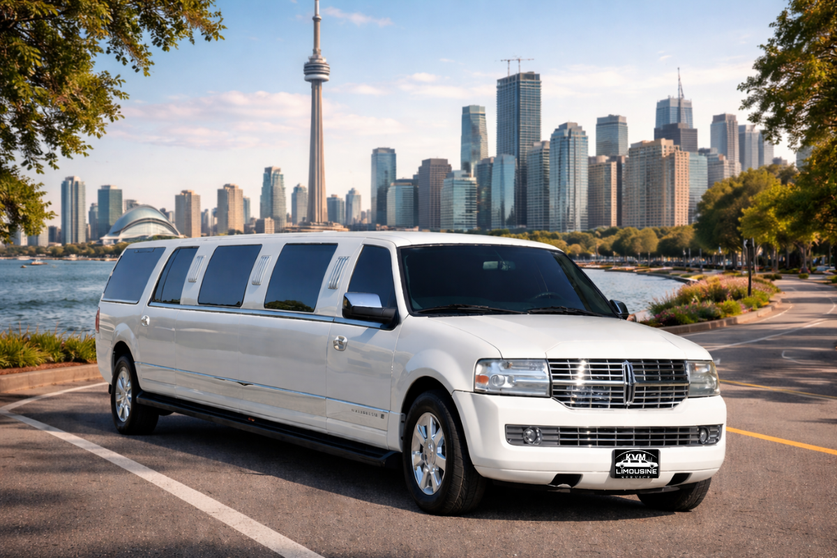 Navigator Stretch Limousine